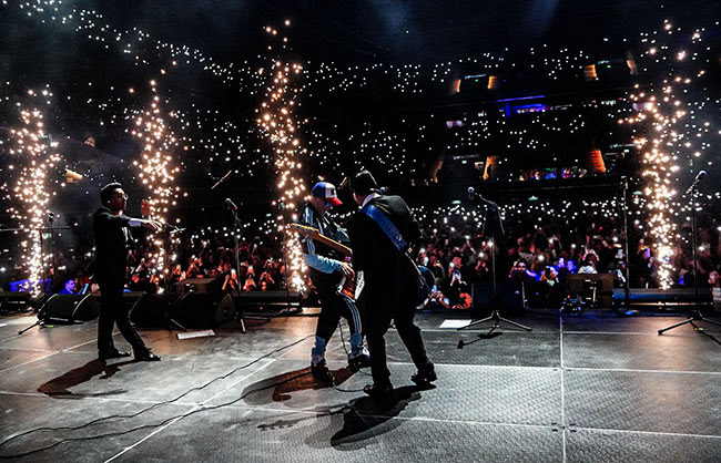 LOS ÁNGELES AZULES WRAPPED UP THEIR ARGENTINA TOUR WITH THREE SOLD-OUT SHOWS AT THE MOVISTAR ARENA IN BUENOS AIRES